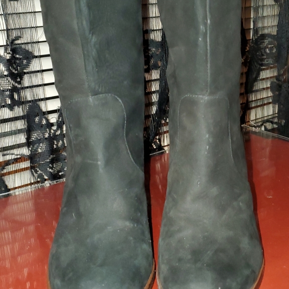 GIANNI BINI KNEE HIGH BOOTS, WITH BACK FRINGE, SUEDE, BLACK, BEAUTIFUL,SIZE 11 - Picture 5 of 14